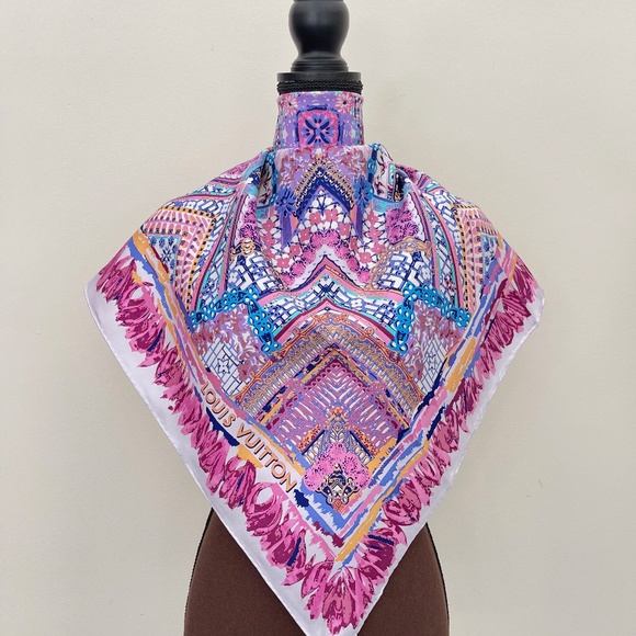 New Louis Vuitton Scarf Monogram Paradise Pink Multicolor Silk Wrap - Picture 3 of 13